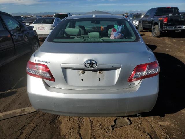 4T1BF3EK9BU136881 - 2011 TOYOTA CAMRY BASE SILVER photo 6