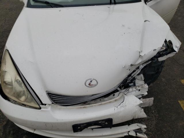 JTHBA30G355105256 - 2005 LEXUS ES 330 WHITE photo 11