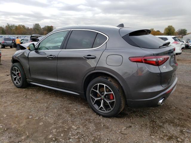 ZASPAKBN6M7D12487 - 2021 ALFA ROMEO STELVIO TI GRAY photo 2