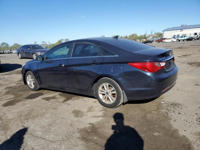 5NPEB4AC4BH095099 - 2011 HYUNDAI SONATA GLS BLUE photo 2