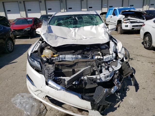 5LMTJ3DH5KUL02190 - 2019 LINCOLN MKC RESERVE თეთრი ფოტო 5