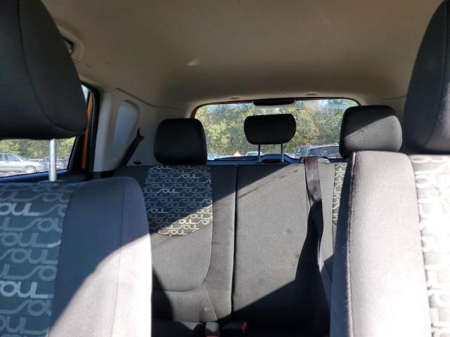 KNDJT2A23B7288629 - 2011 KIA SOUL + ORANGE photo 10