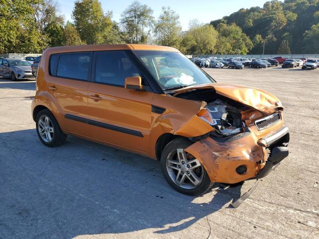KNDJT2A23B7288629 - 2011 KIA SOUL + ORANGE photo 4