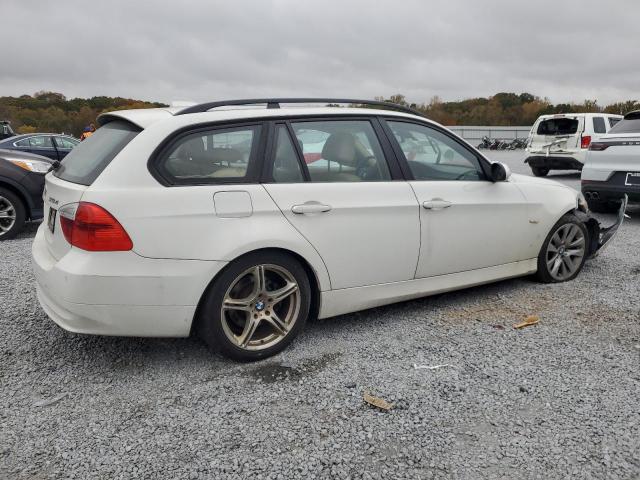 WBAVT73528FZ37578 - 2008 BMW 328 XIT WHITE photo 3