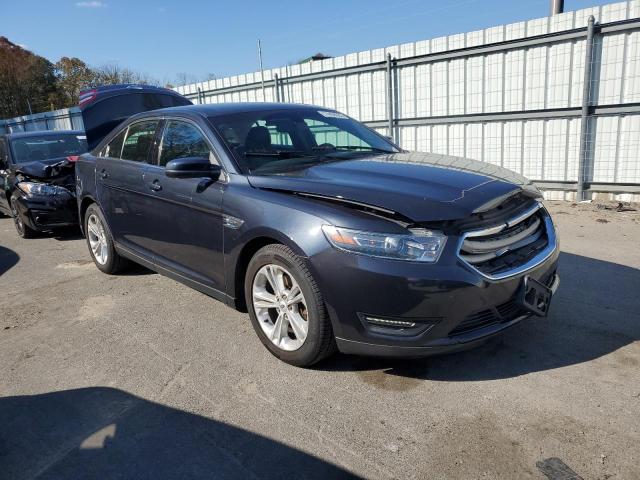 1FAHP2E84HG110132 - 2017 FORD TAURUS SEL BLACK photo 4