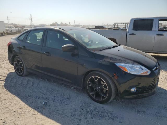 1FAHP3F29CL256882 - 2012 FORD FOCUS SE BLACK photo 4