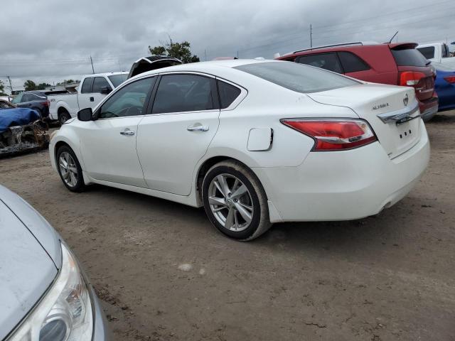 1N4AL3APXFC219439 - 2015 NISSAN ALTIMA 2.5 WHITE photo 2