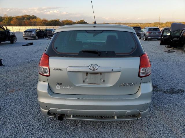 2T1KR32E44C215692 - 2004 TOYOTA MATRIX XR فضي صورة 6