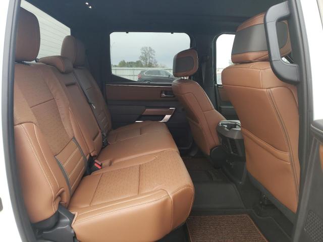 5TFMC5DB0PX025404 - 2023 TOYOTA TUNDRA CREWMAX PLATINUM Weiß Foto 10