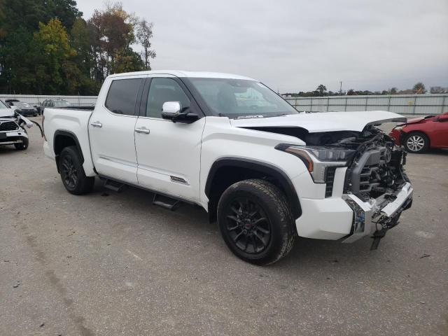 5TFMC5DB0PX025404 - 2023 TOYOTA TUNDRA CREWMAX PLATINUM Weiß Foto 4