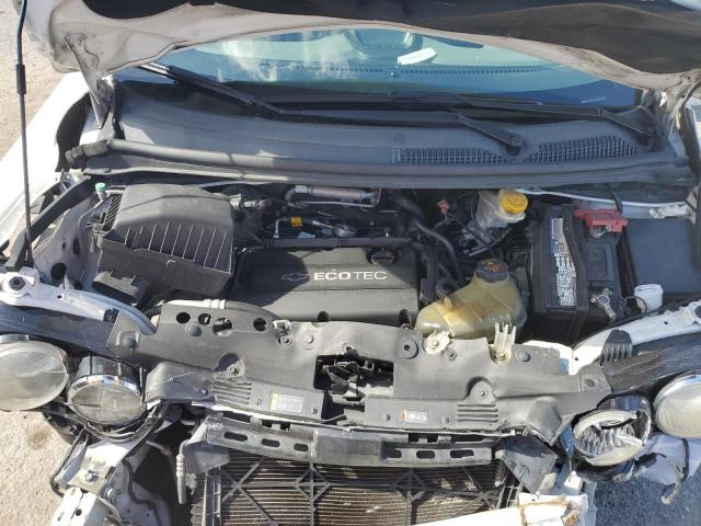 1G1JA5SH2E4159760 - 2014 CHEVROLET SONIC LS WHITE photo 11
