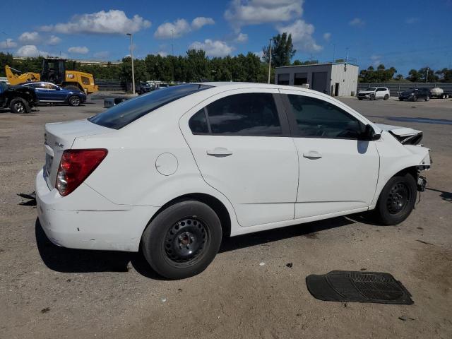 1G1JA5SH2E4159760 - 2014 CHEVROLET SONIC LS WHITE photo 3