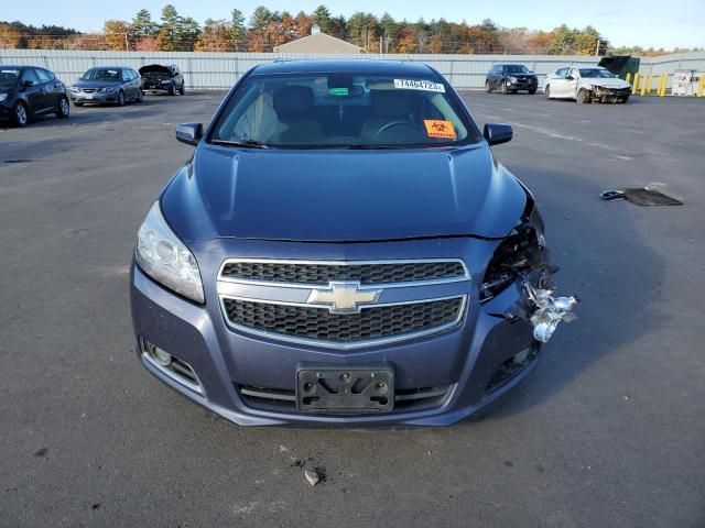 1G11F5SR5DF248123 - 2013 CHEVROLET MALIBU 2LT BLUE photo 5