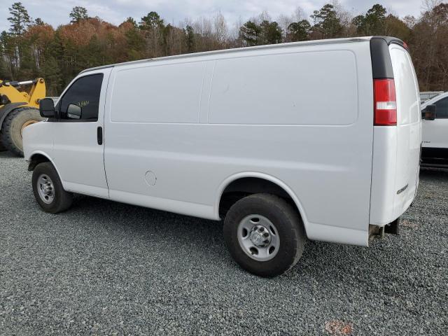 1GCWGAFF4H1321200 - 2017 CHEVROLET EXPRESS G2 WHITE photo 2