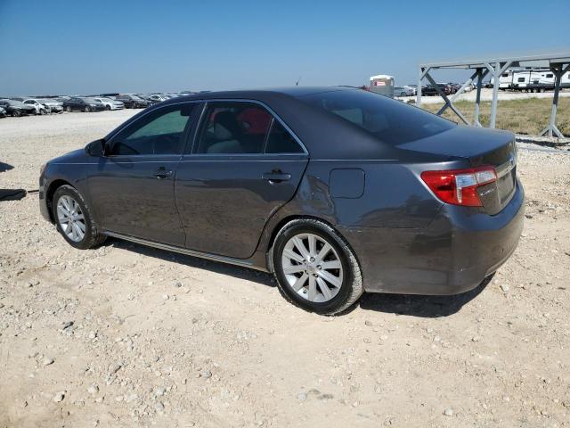 4T4BF1FK6CR232977 - 2012 TOYOTA CAMRY BASE GRAY photo 2