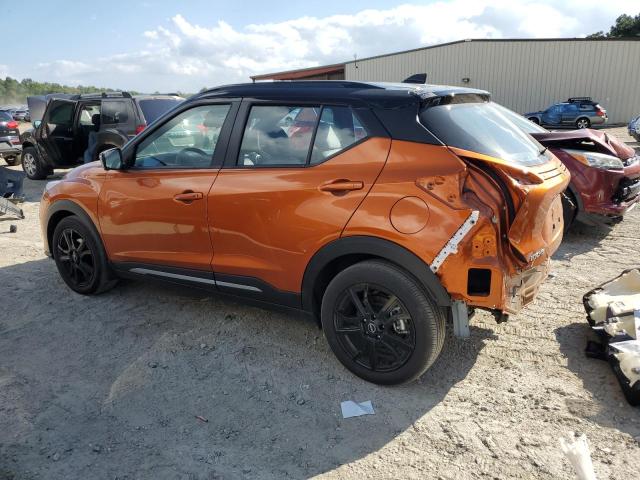 3N1CP5DVXRL515926 - 2024 NISSAN KICKS SR ORANGE photo 2