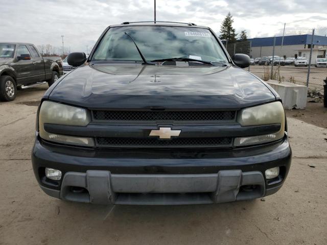 1GNDT13S842144537 - 2004 CHEVROLET TRAILBLAZE LS BLACK photo 5