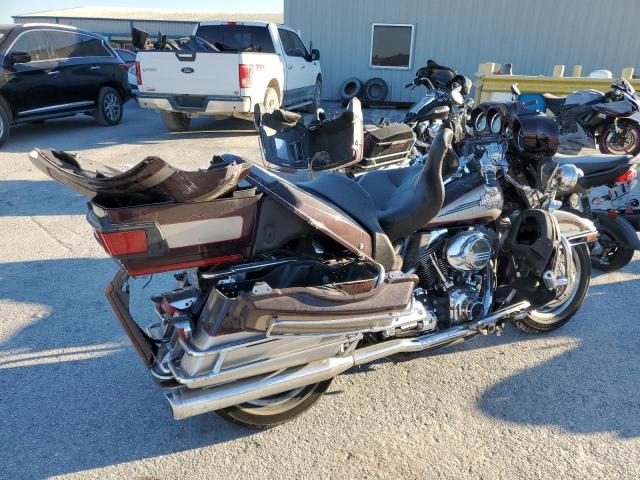 1HD1FC4187Y711074 - 2007 HARLEY-DAVIDSON FLHTCUI 双色 照片 4