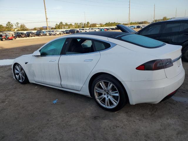 5YJSA1E28MF421736 - 2021 TESLA MODEL S WHITE photo 2