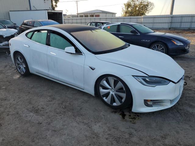 5YJSA1E28MF421736 - 2021 TESLA MODEL S WHITE photo 4