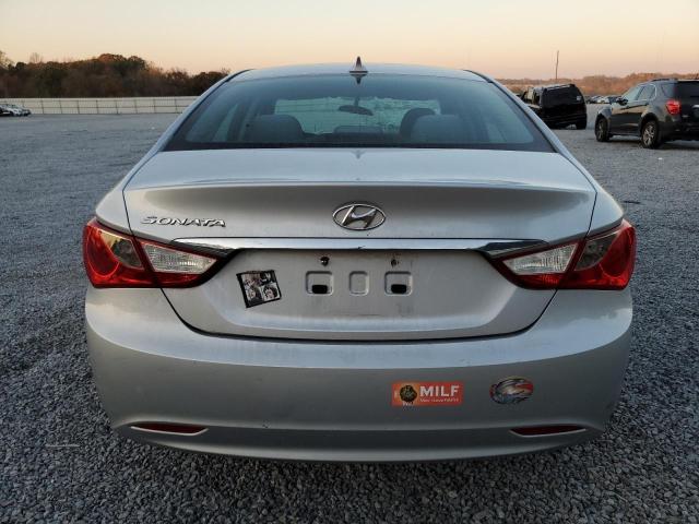 5NPEB4AC7DH702390 - 2013 HYUNDAI SONATA GLS SILVER photo 6