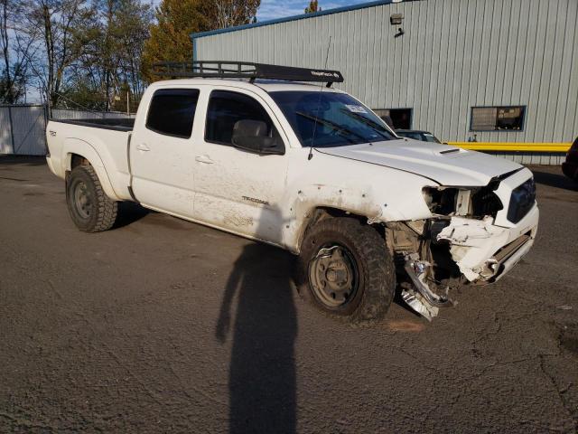 3TMMU4FN0CM048485 - 2012 TOYOTA TACOMA DOUBLE CAB LONG BED WHITE photo 4