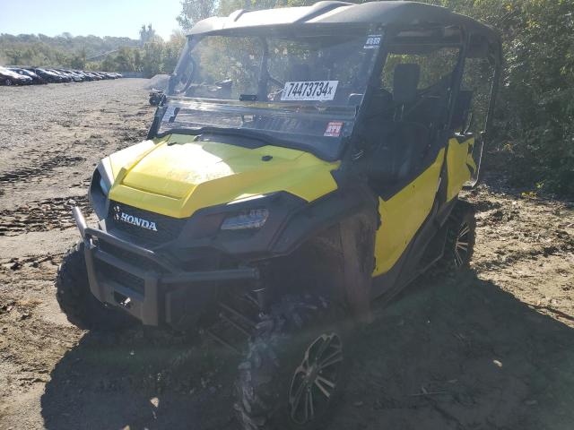 1HFVE0425J4201752 - 2018 HONDA SXS1000 M5 YELLOW photo 2