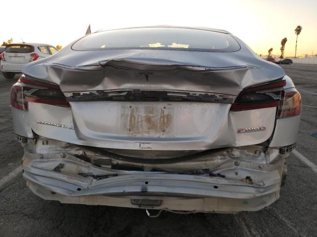5YJSA1E43JF285366 - 2018 TESLA MODEL S Արծաթագույն լուսանկար 6