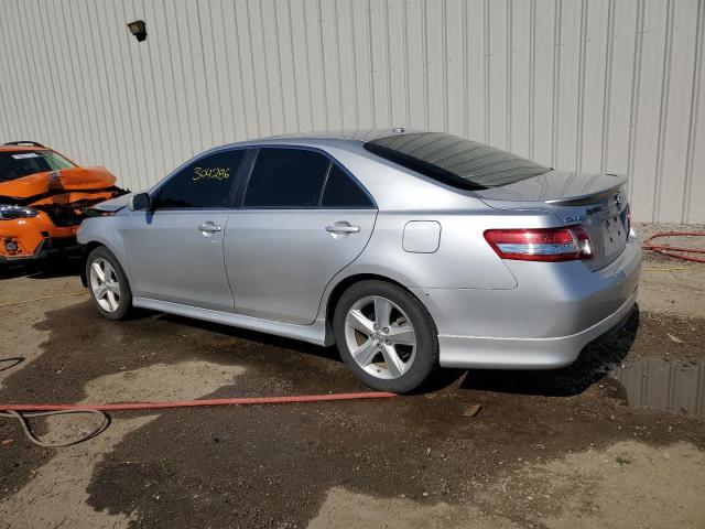 4T1BF3EK2BU183265 - 2011 TOYOTA CAMRY BASE SILVER photo 2