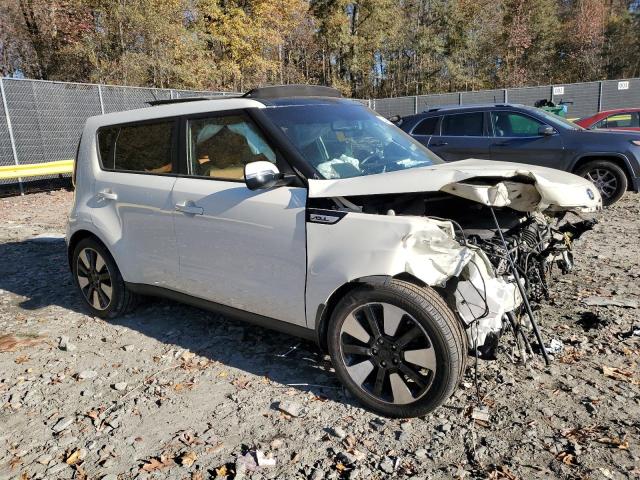 KNDJX3A54F7198173 - 2015 KIA SOUL ! WHITE photo 4