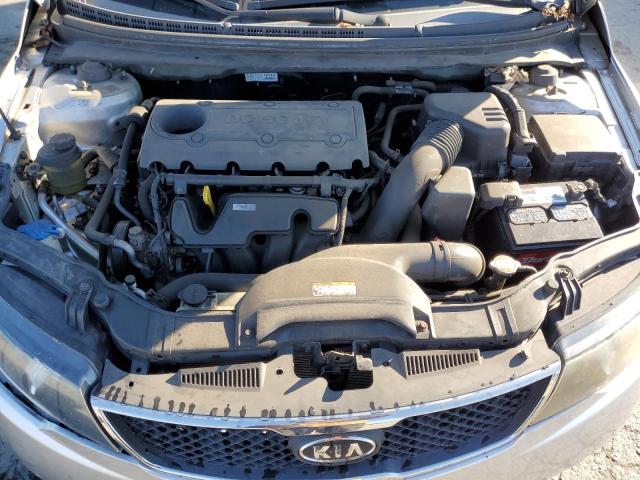 KNAFU4A26A5254173 - 2010 KIA FORTE EX SILVER photo 11