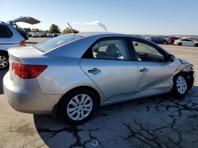 KNAFU4A26A5254173 - 2010 KIA FORTE EX SILVER photo 3