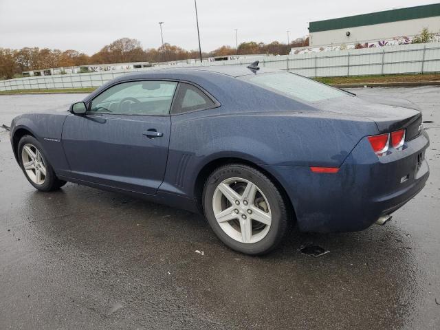 2G1FF1ED5B9186498 - 2011 CHEVROLET CAMARO LT BLUE photo 2