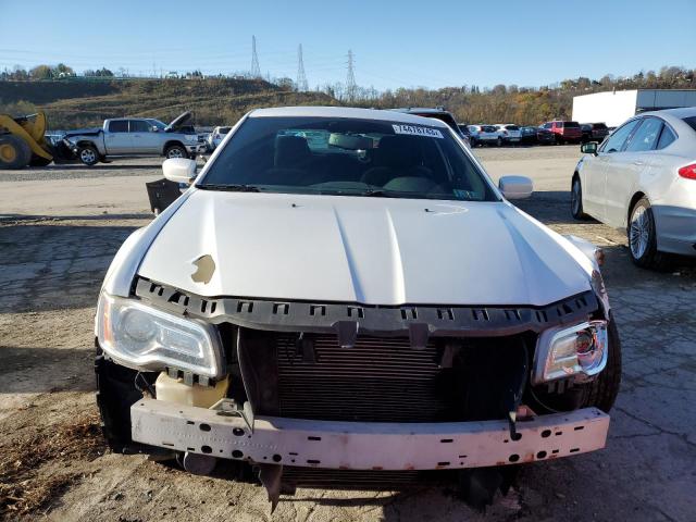 2C3CCAAG4CH126744 - 2012 CHRYSLER 300 WHITE photo 5