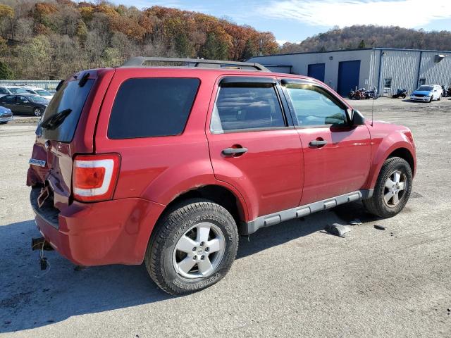 1FMCU9D77BKC11793 - 2011 FORD ESCAPE XLT RED photo 3