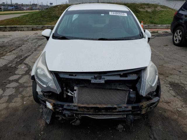 KNADM4A38F6435292 - 2015 KIA RIO LX WHITE photo 5