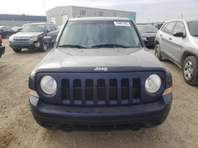 1C4NJPAB0FD317872 - 2015 JEEP PATRIOT BLUE photo 5