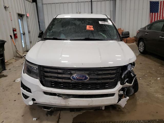 1FM5K8AR8JGB81011 - 2018 FORD EXPLORER POLICE INTERCEPTOR Weiß Foto 5