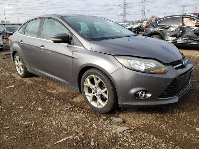 1FAHP3J27CL277530 - 2012 FORD FOCUS TITANIUM GRAY photo 4