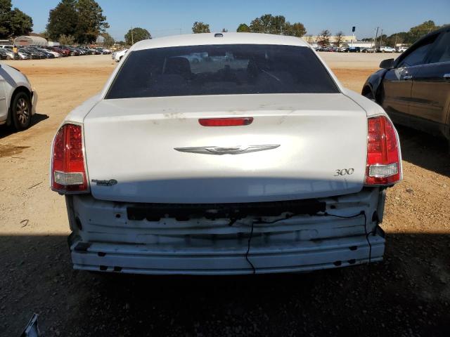 2C3CCAAG0CH234715 - 2012 CHRYSLER 300 WHITE photo 6