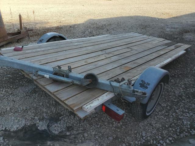 NOVIN74484694 - 1990 UTILITY TRAILER SILVER photo 4
