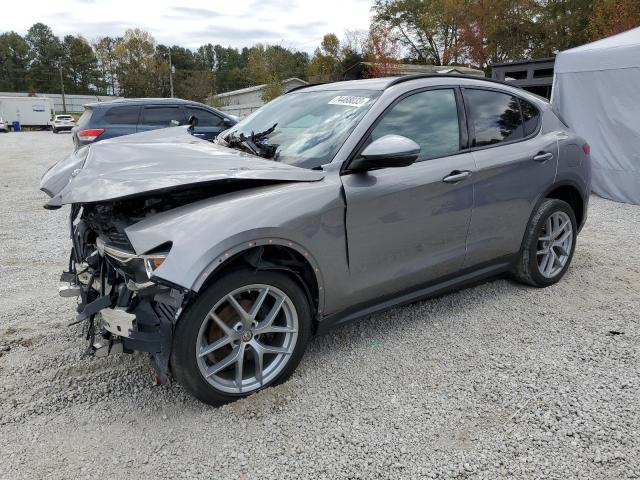 ZASFAKNN9J7B80408 - 2018 ALFA ROMEO STELVIO TI SPORT GRAY photo 1