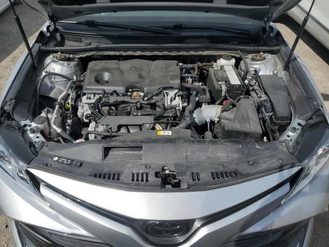 4T1L11AKXLU980720 - 2020 TOYOTA CAMRY LE SILVER photo 11