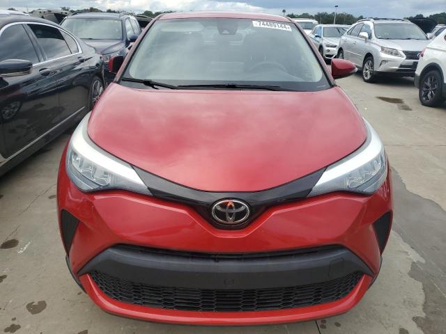 NMTKHMBXXLR104322 - 2020 TOYOTA C-HR XLE RED photo 5