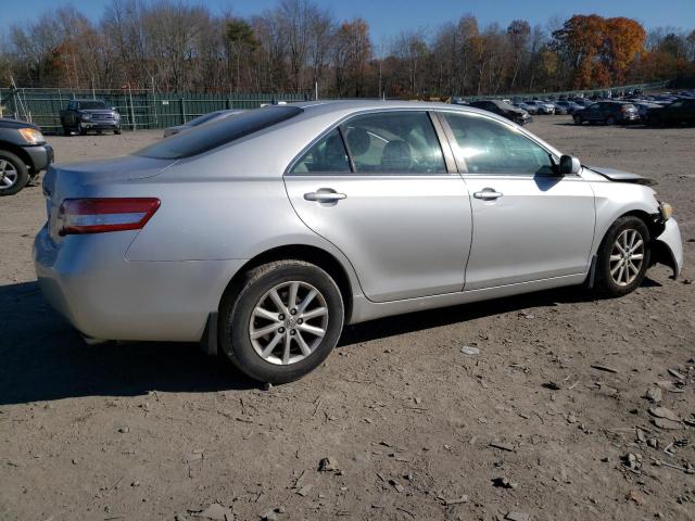 4T4BF3EK8BR177444 - 2011 TOYOTA CAMRY BASE SILVER photo 3