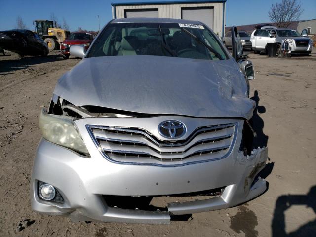 4T4BF3EK8BR177444 - 2011 TOYOTA CAMRY BASE SILVER photo 5