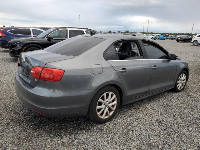 3VWD17AJ1EM373077 - 2014 VOLKSWAGEN JETTA SE GRAY photo 3