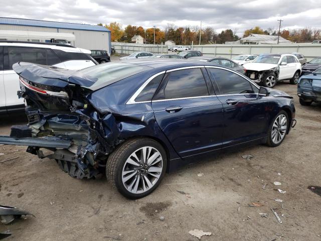 3LN6L5E95HR611302 - 2017 LINCOLN MKZ RESERVE BLUE photo 3