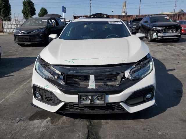 SHHFK7H99JU431597 - 2018 HONDA CIVIC SPORT TOURING WHITE photo 5