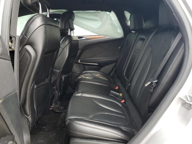 5LMTJ3DH7HUL34518 - 2017 LINCOLN MKC RESERVE SILVER photo 11